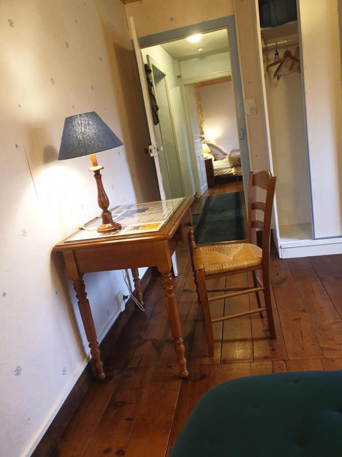Chambres D'Hotes Kerioret Izella Kerlaz Екстер'єр фото