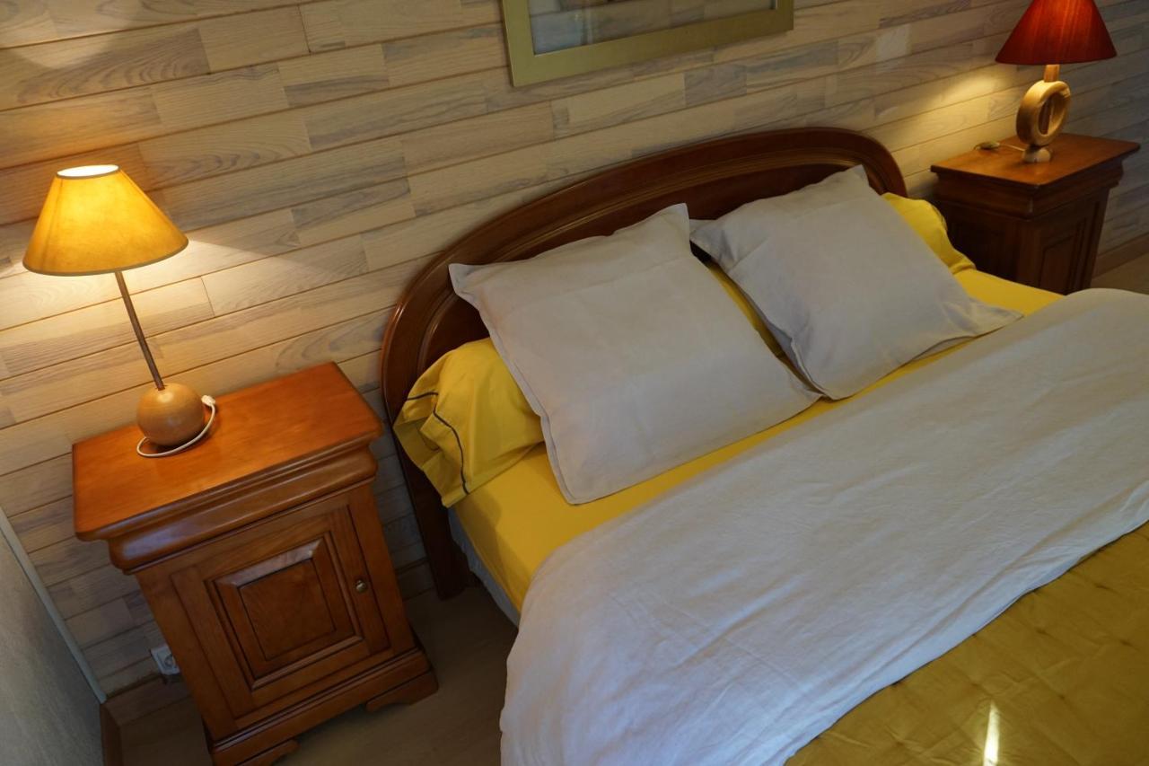 Chambres D'Hotes Kerioret Izella Kerlaz Екстер'єр фото